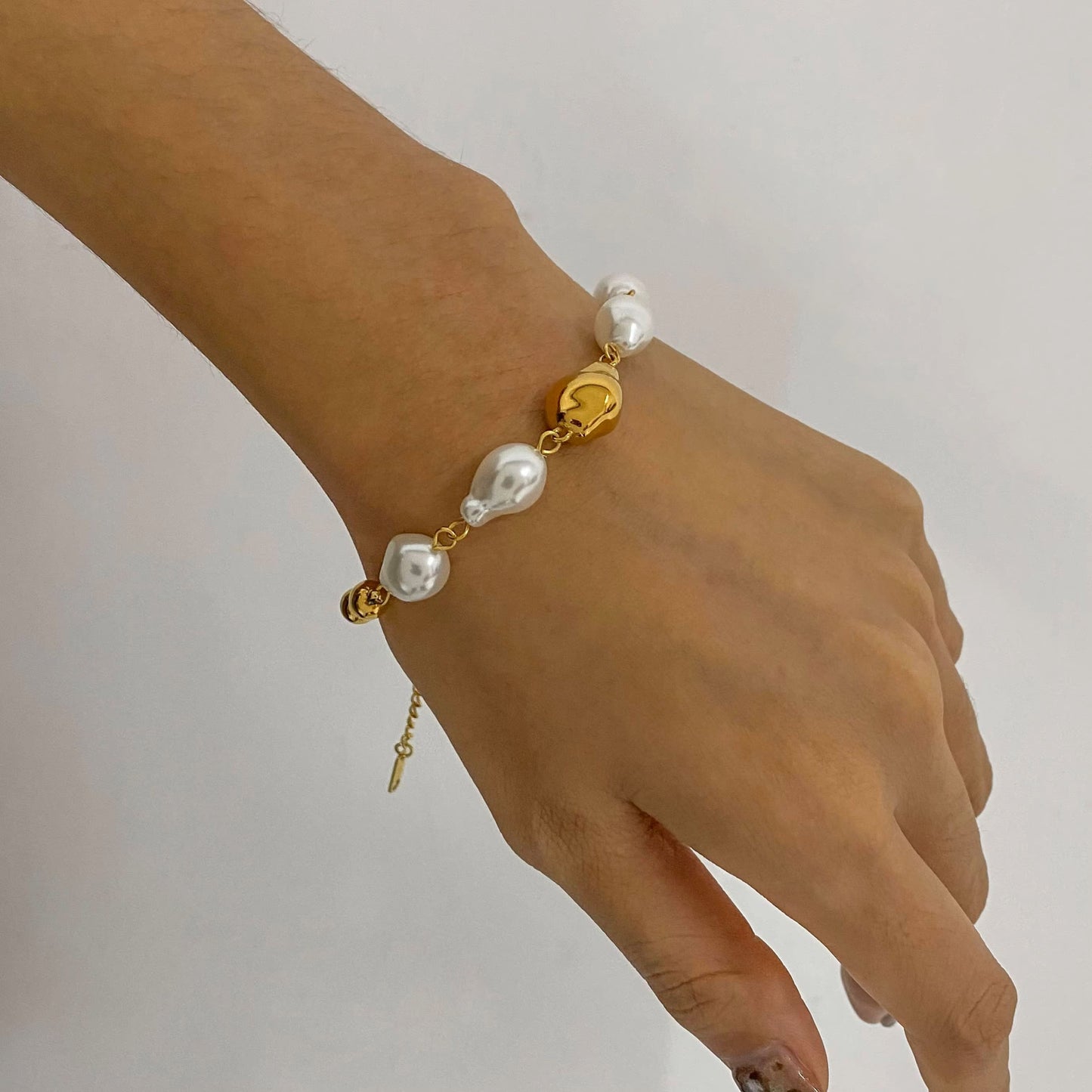 Gema Pearl Bracelet