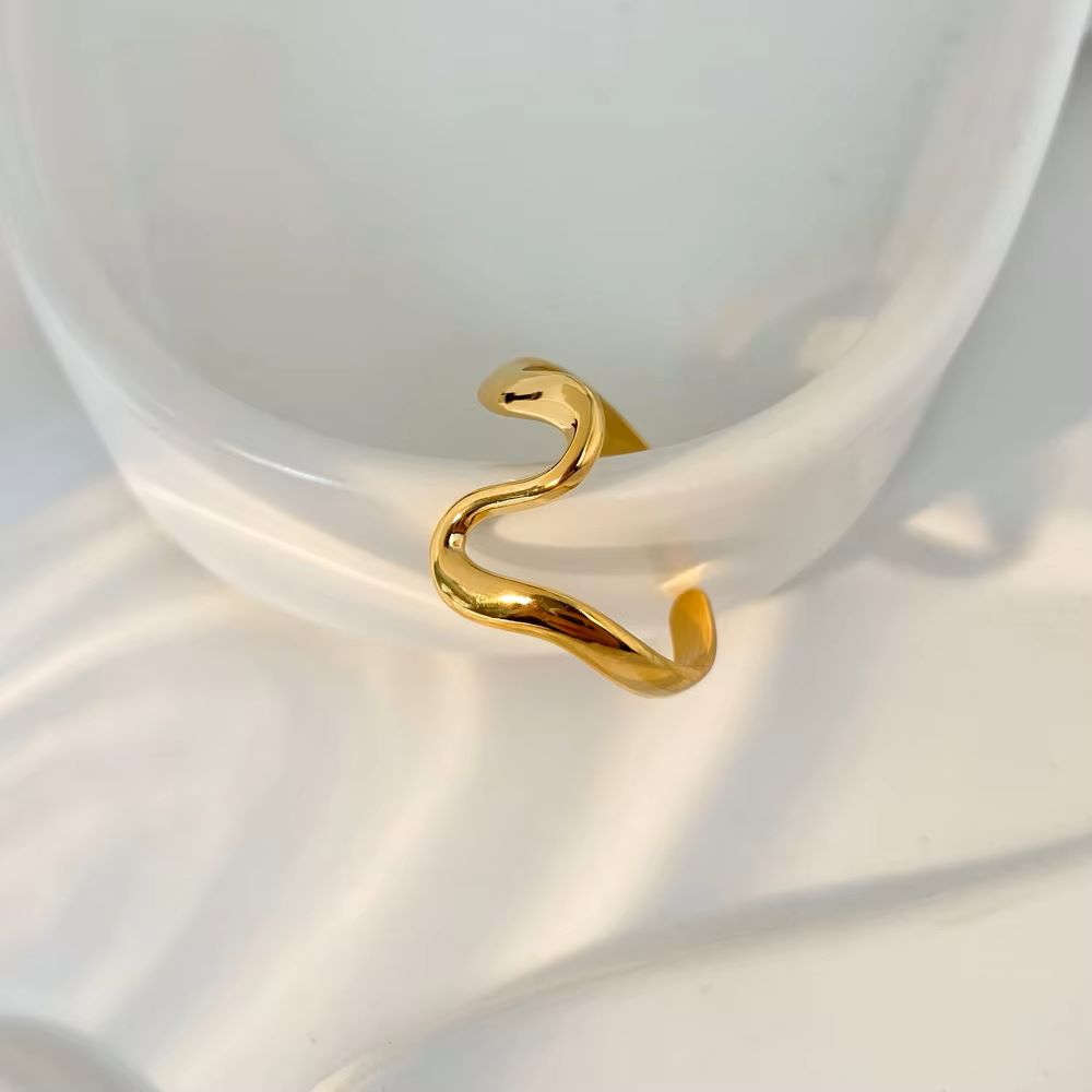 Vera Ring