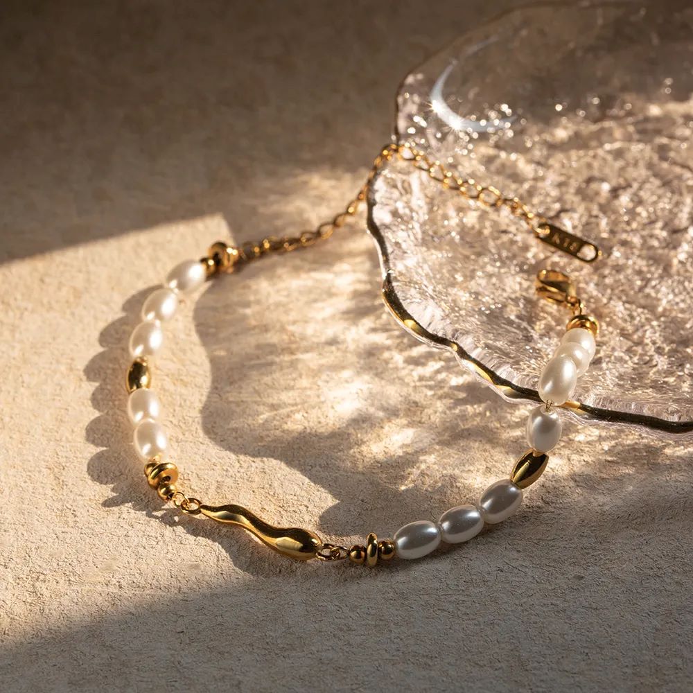 Pesona Pearl Bracelet