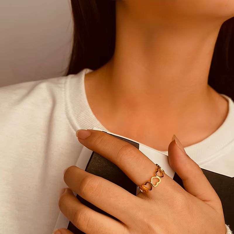 Valentina Heart Ring