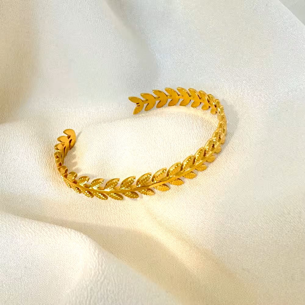 Luna Leaf Bangle