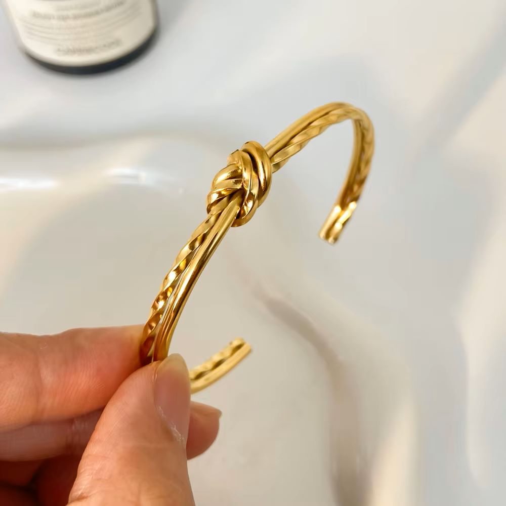 Zara Twist Bangle