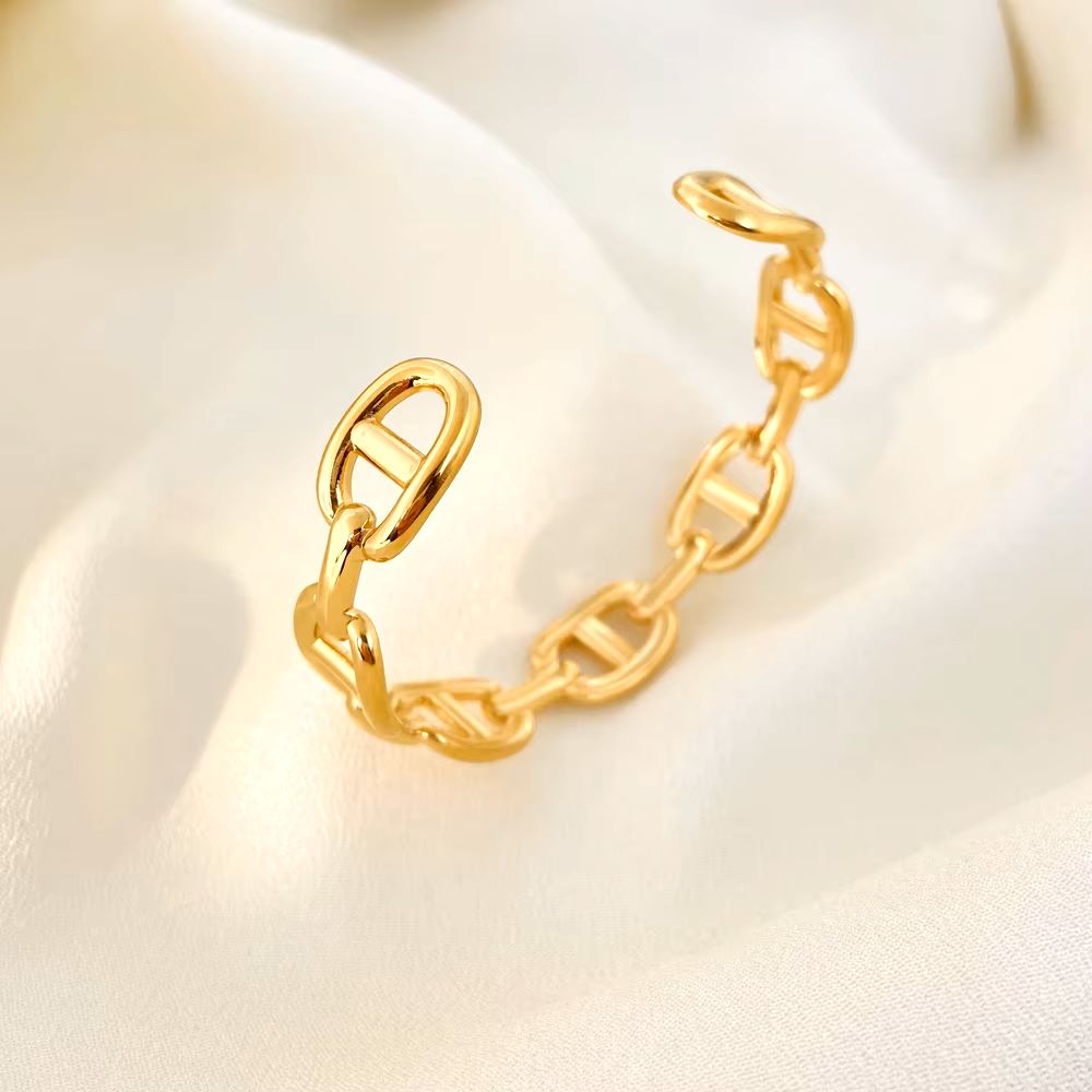 Lila Glow Bangle