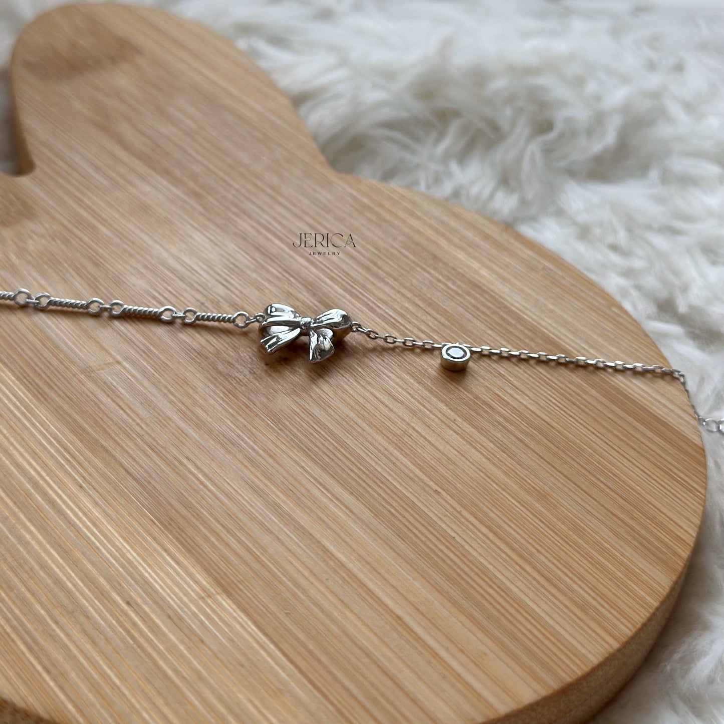 Bow Elegance Bracelet