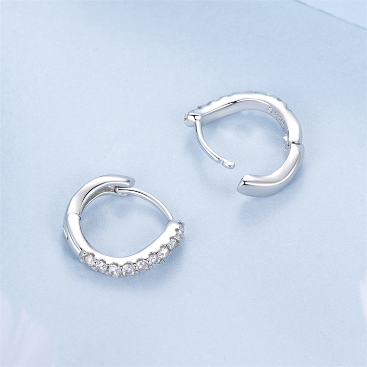 Wave Ear Buckle Earrings