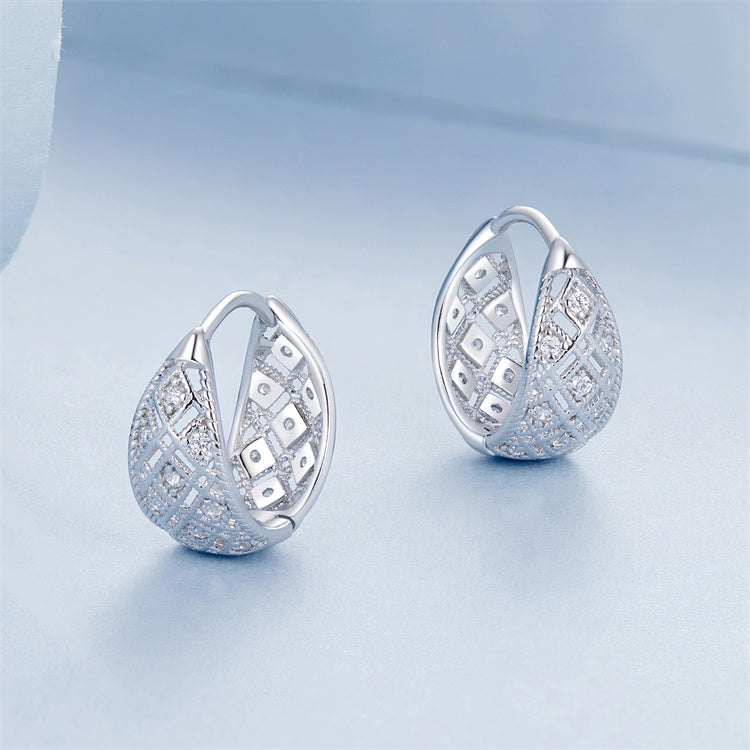 Classic Diamond Carved Huggies Earrings