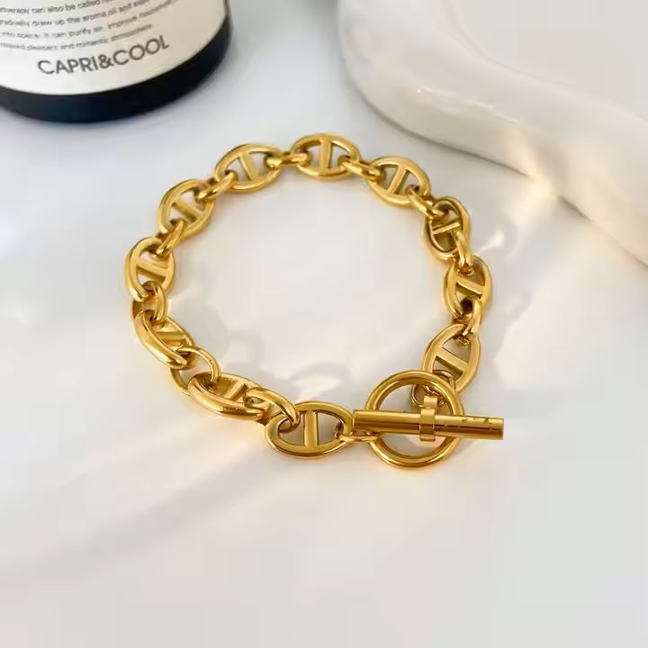 Harper Bold Buckle Bracelet