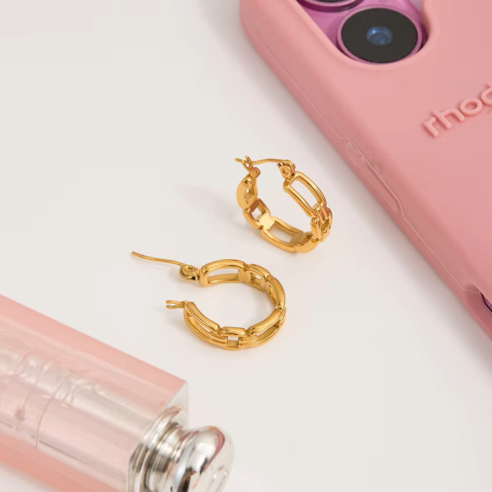 Luna Link Hoop Earrings