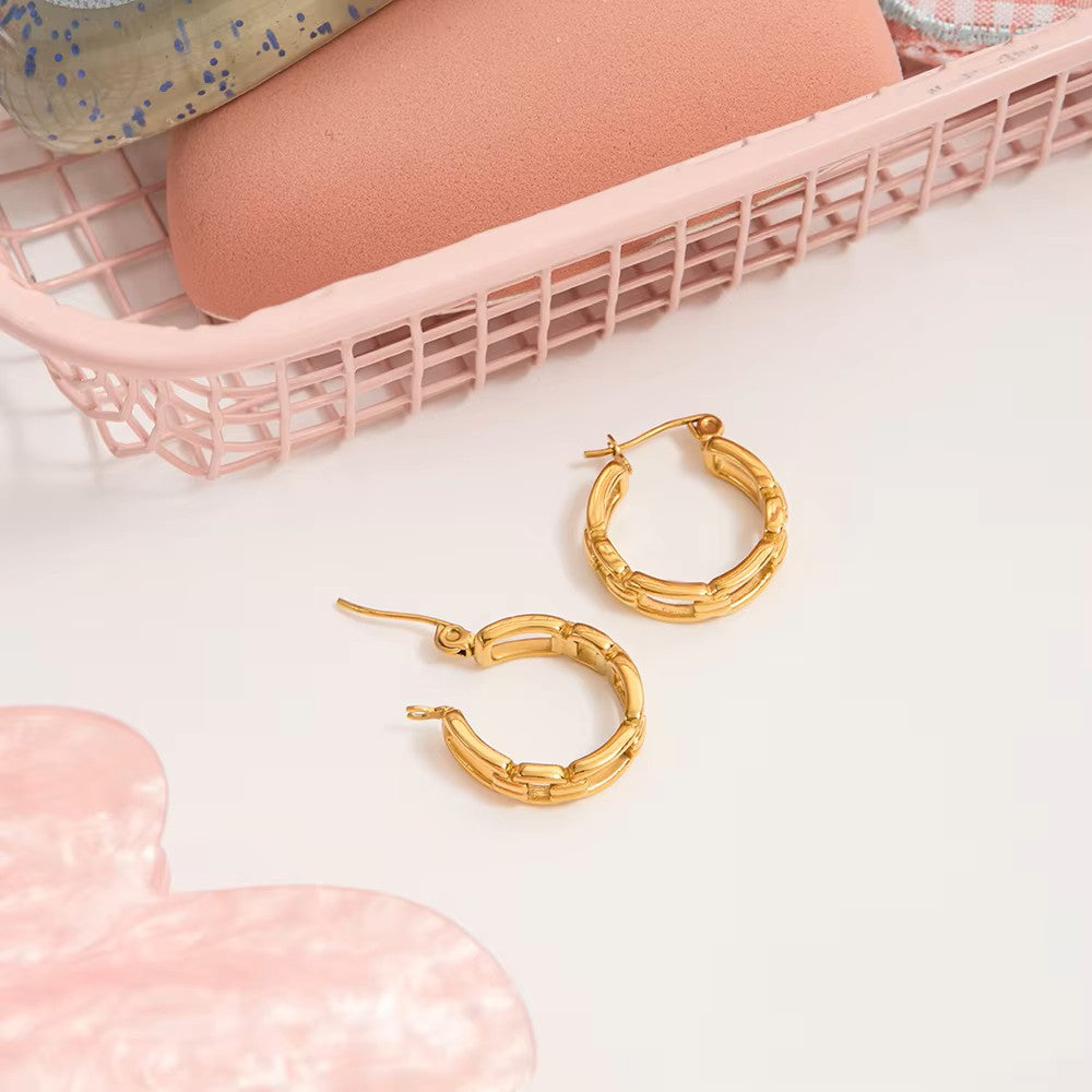 Luna Link Hoop Earrings